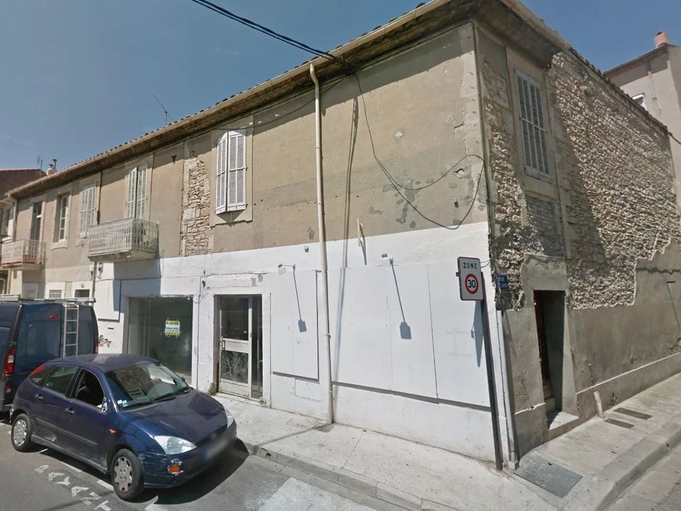 Erhvervsejendom i Nimes, Gard - foto 1