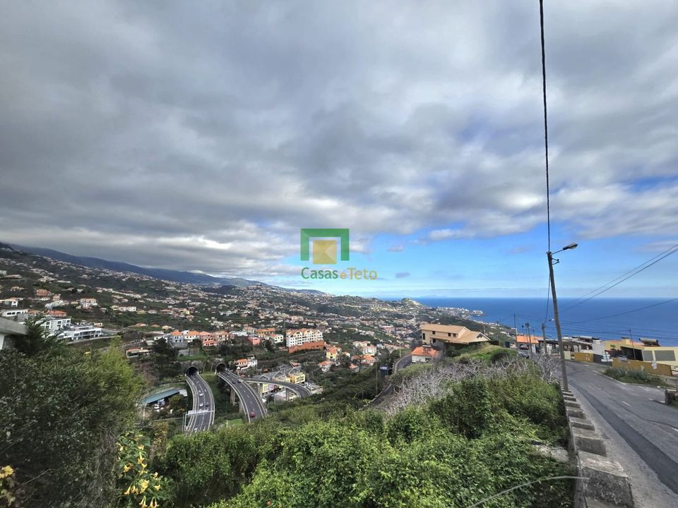 Helårsgrund i Camara de Lobos, Madeira - foto 1
