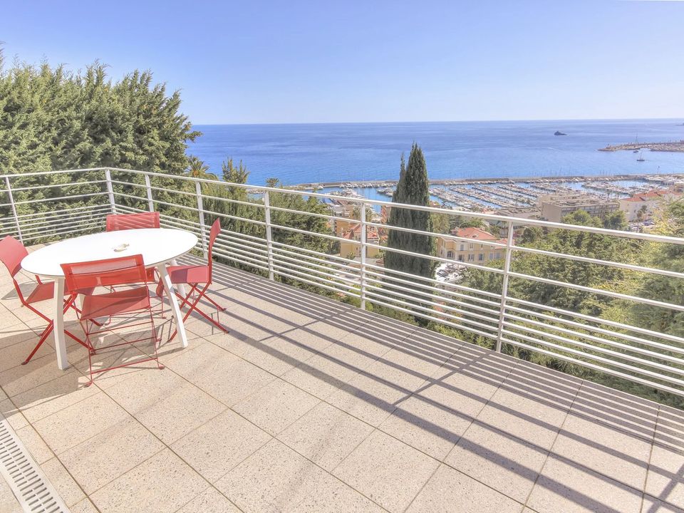 Villa i Menton, Alpes-Maritimes - foto 1