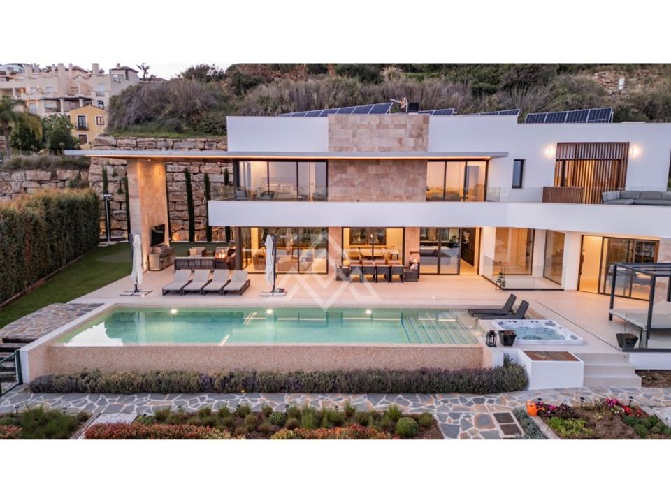 Villa a Los Arqueros, Malaga - foto 1