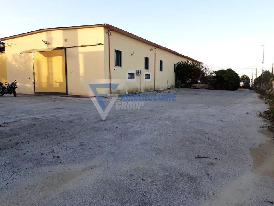 Erhvervsejendom i Melilli, Siracusa - foto 1