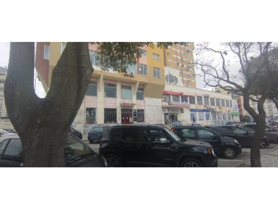 Erhvervsejendom i Amora, Setubal - foto 4