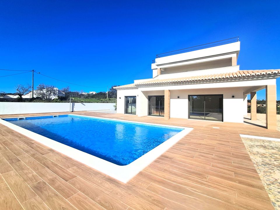 Villa i Carvoeiro, Faro - foto 1