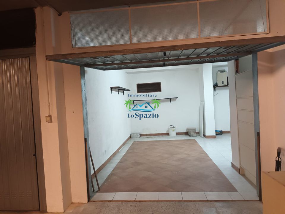 Garasje i Andora, Savona - bilde 1