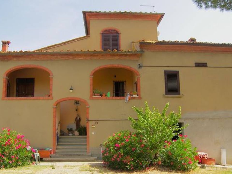 Farm hus i Marciano Della Chiana, Arezzo - foto 1