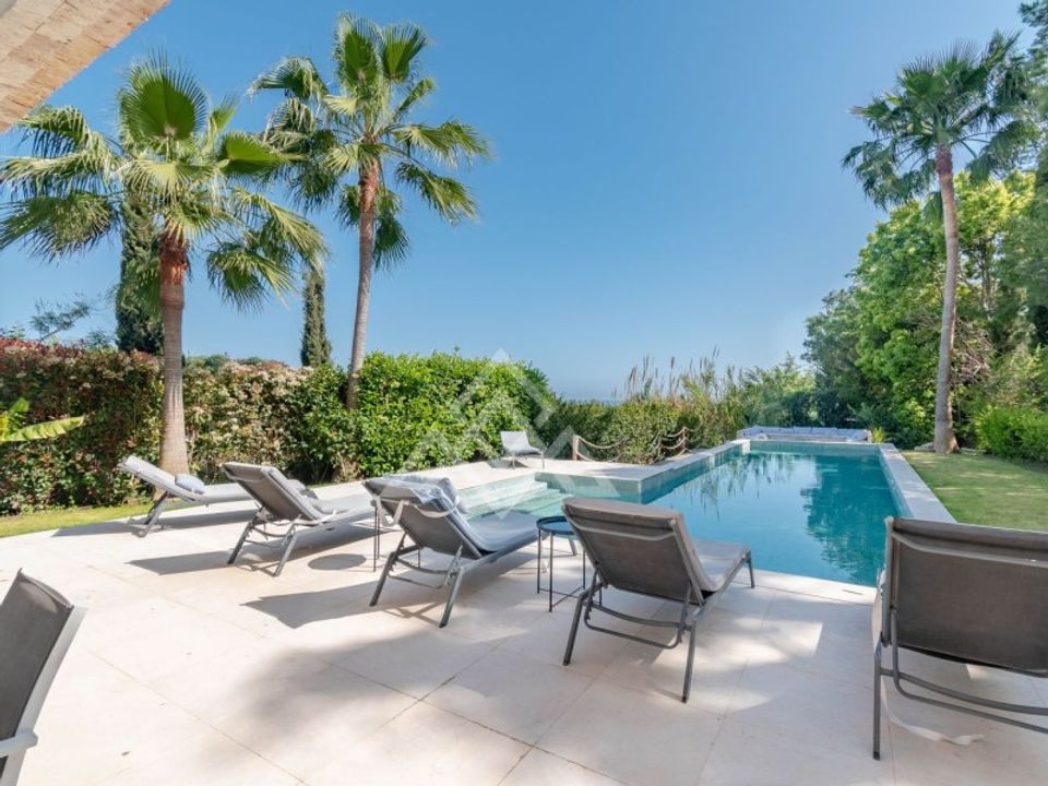 Villa i El Paraiso, Malaga - foto 1