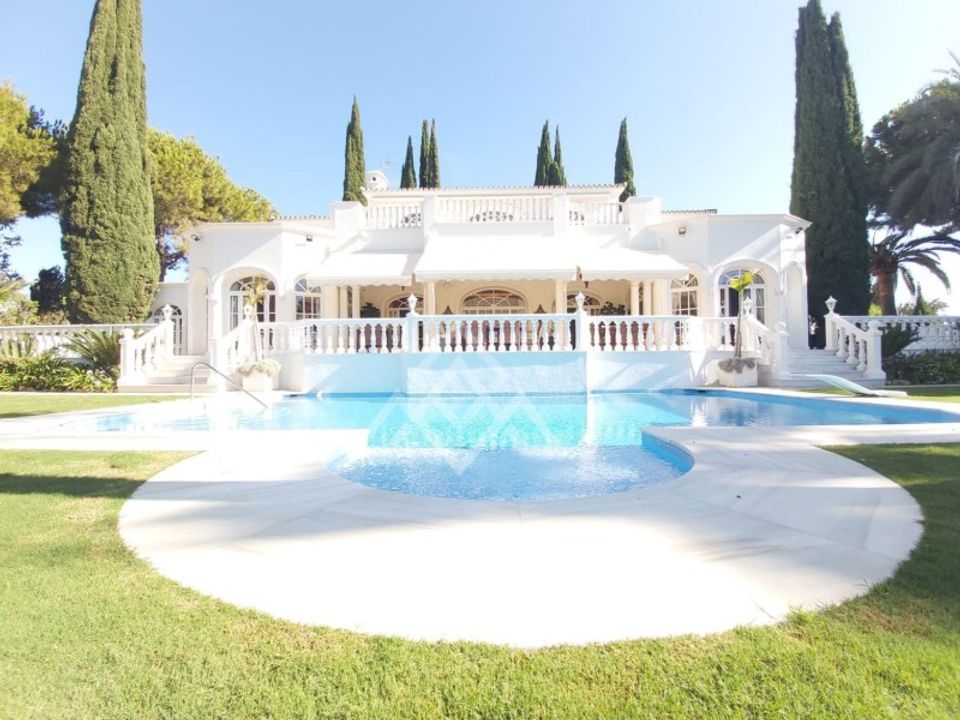 Villa i El Paraiso, Malaga - foto 2