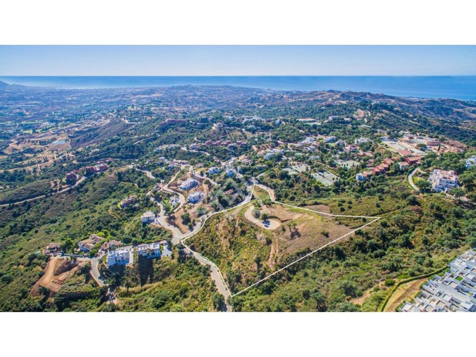 Helårsgrund i Ojen, Malaga - foto 1