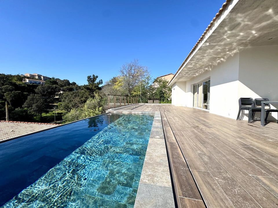 Villa i Bastelicaccia, Corse-du-Sud - foto 1