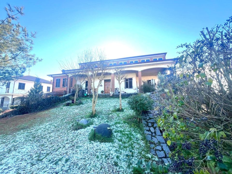 Villa i Costanzana, Vercelli - bilde 1