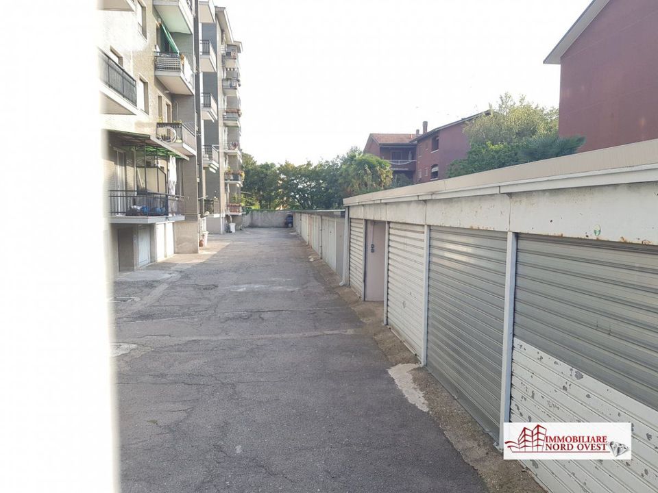 Parkeringsplads i Magenta, Milan - foto 4