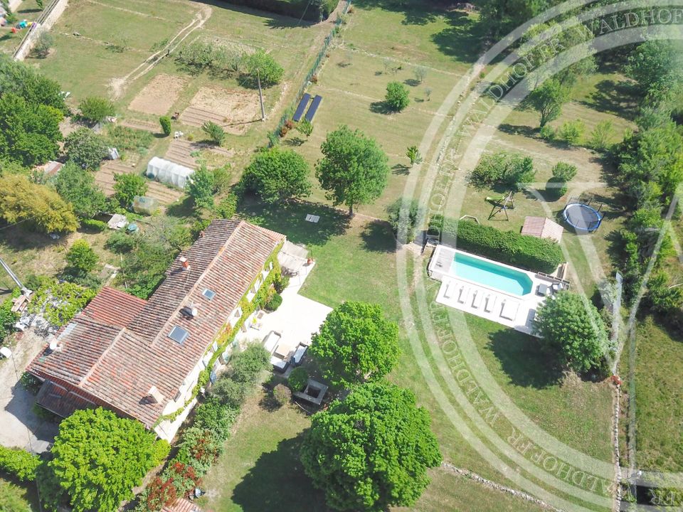 Villa i Mouans-Sartoux, Alpes-Maritimes - foto 1