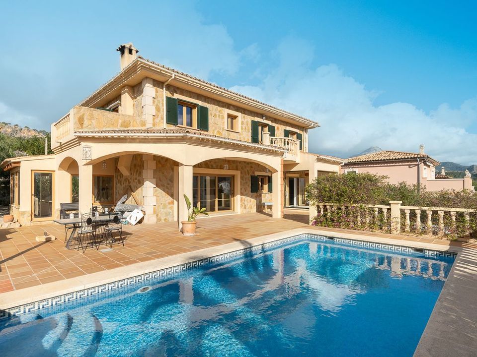 Villa in Es Capdella, Mallorca - foto 1