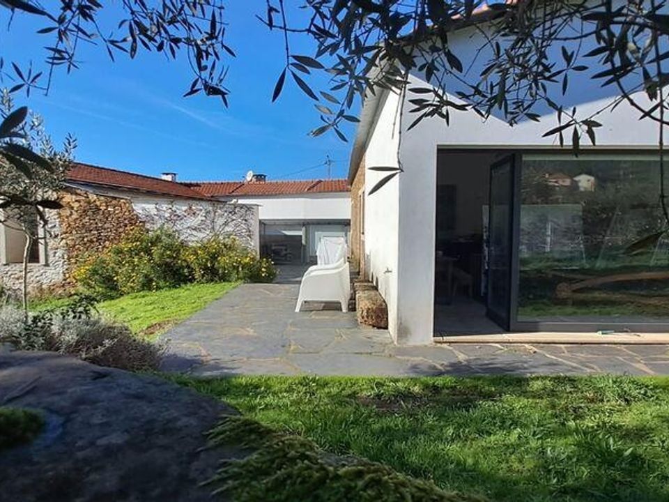Byhus i Castelo de Paiva, Aveiro - foto 1
