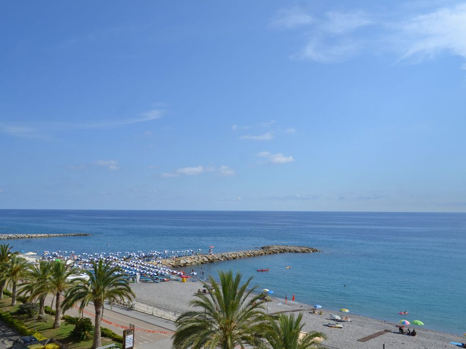 Lejlighed i Ospedaletti, Imperia - foto 5