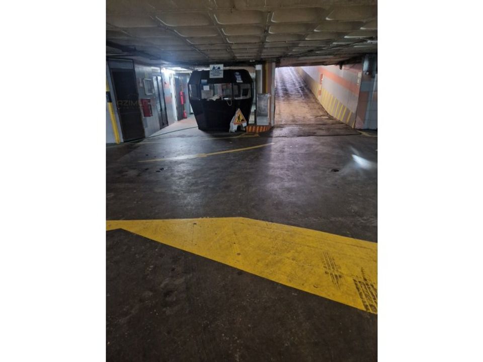 Miejsce parkingowe: Amadora, Lisbon – zdjęcie 2