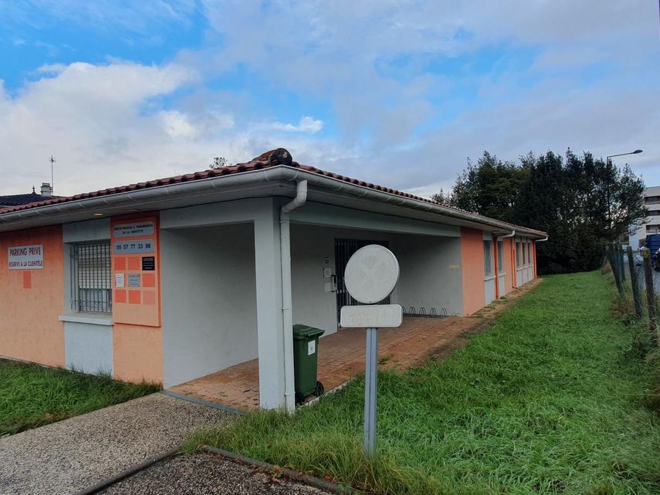 Erhvervsejendom i Floirac, Gironde - foto 2