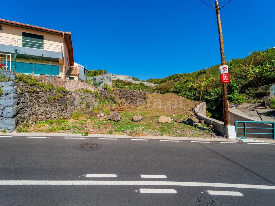 Helårsgrund i Santa Cruz, Madeira - foto 1