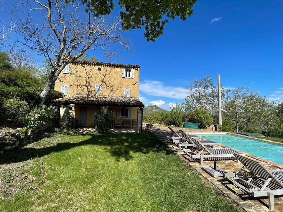 Farm house in Penna San Giovanni, Macerata - photo 1