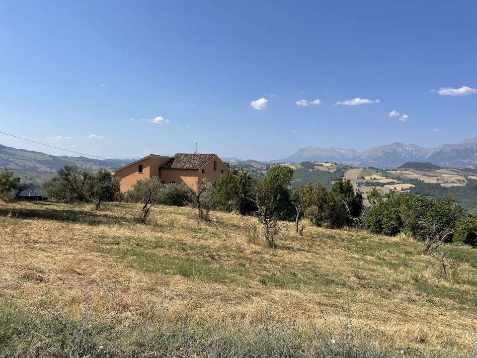 Villa in Penna San Giovanni, Macerata - photo 2