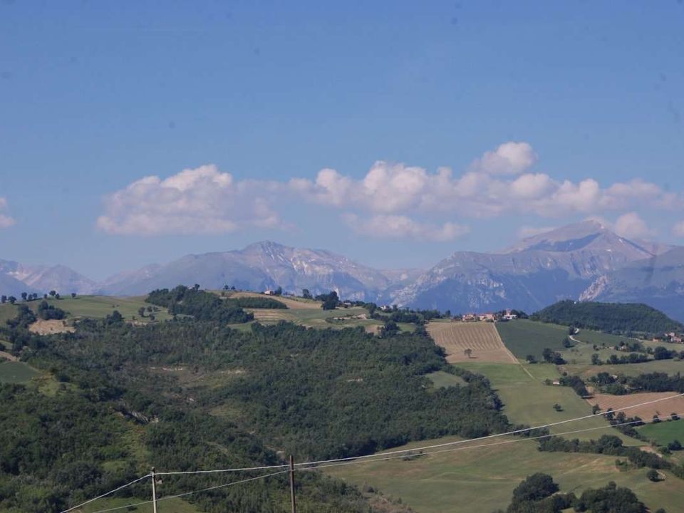 Farm house in Penna San Giovanni, Macerata - photo 5