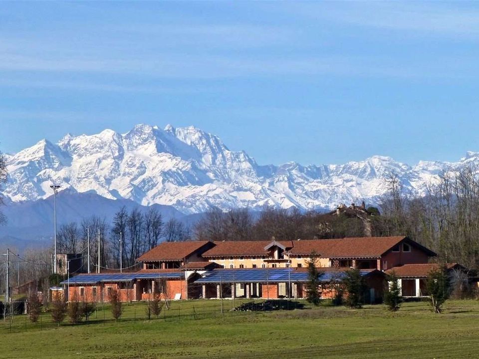 Villa i Agrate Conturbia, Novara - foto 1