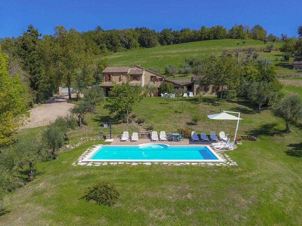 Villa in Gualdo, Macerata - photo 5