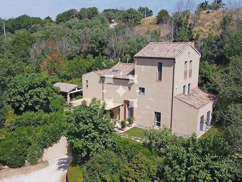 Villa i Jesi, Ancona - bilde 1