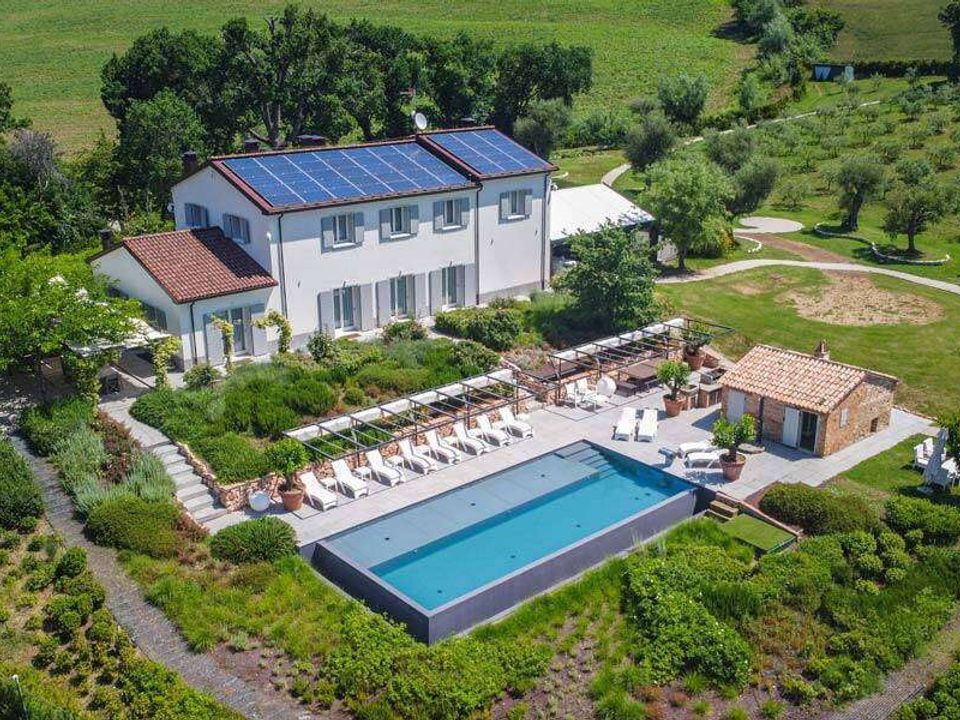 Villa em Fossombrone, Pesaro and Urbino - foto 1