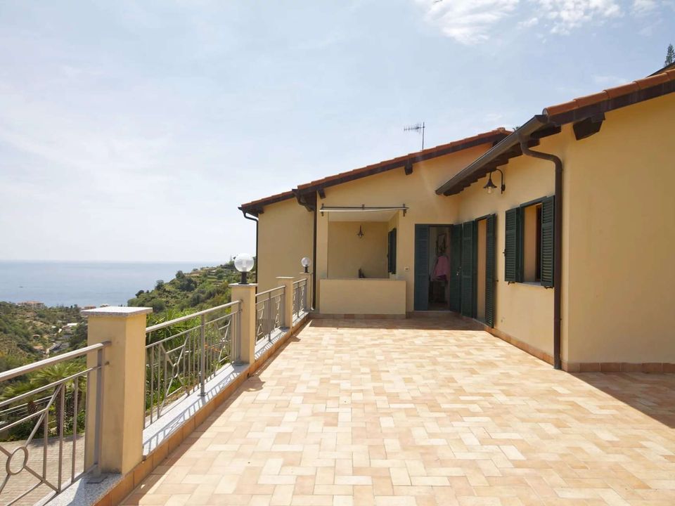 Villa i Bordighera, Imperia - foto 1