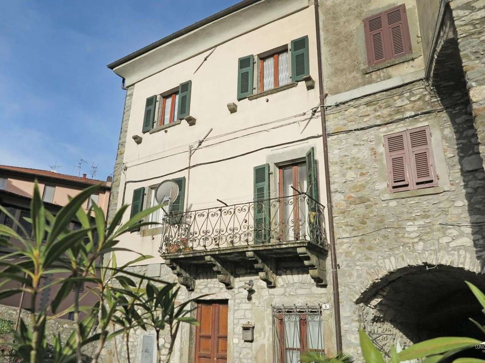 Villa i Bagnone, Massa and Carrara - foto 1