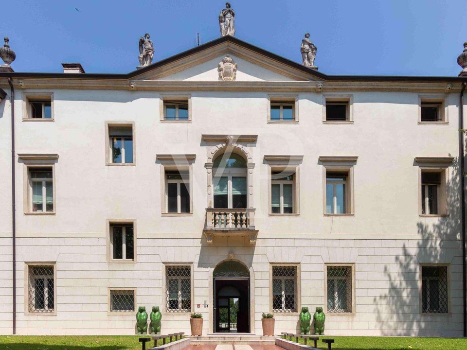 Erhvervsejendom i Vicenza, Vicenza - foto 2