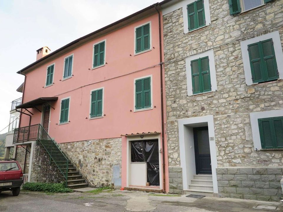 Villa i Bagnone, Massa and Carrara - foto 1