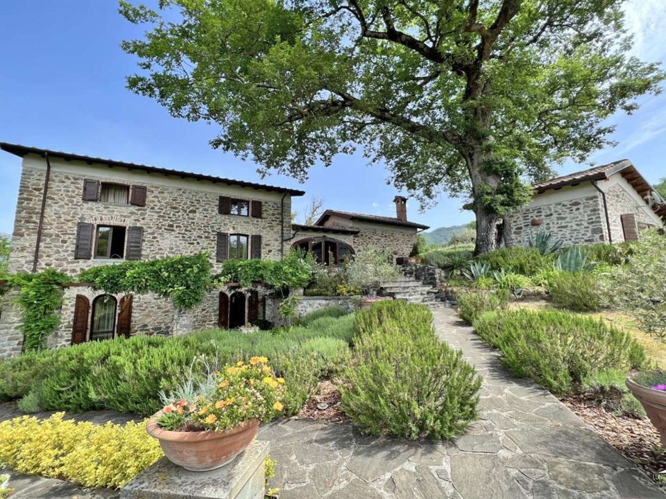 Villa i Bagnone, Massa and Carrara - foto 1