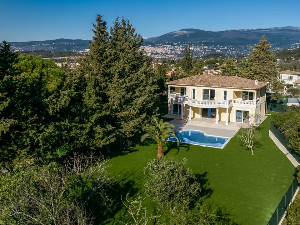 Villa i Mouans-Sartoux, Alpes-Maritimes - foto 1