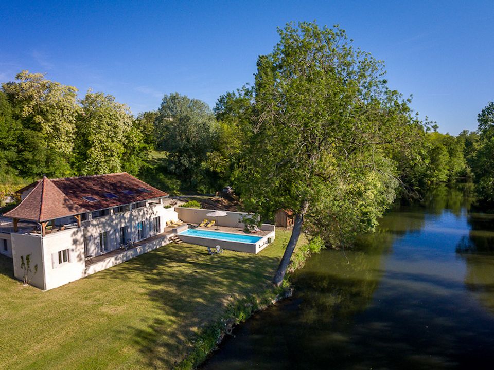 Villa i Bonnes, Charente - foto 1