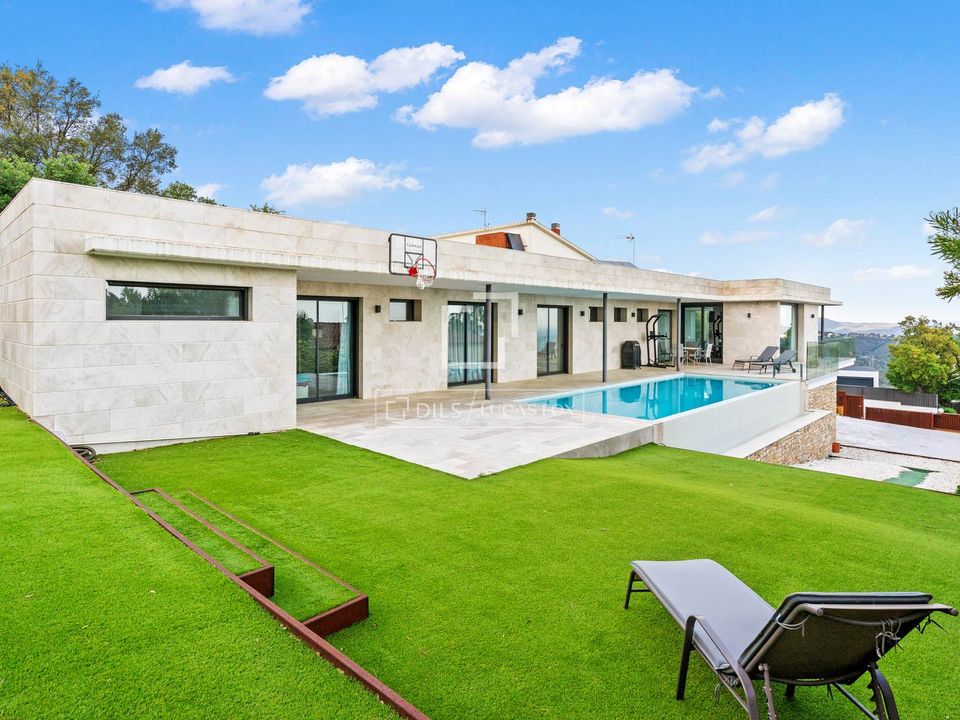 Villa i Castell-Platja D'aro, Gerona - foto 2