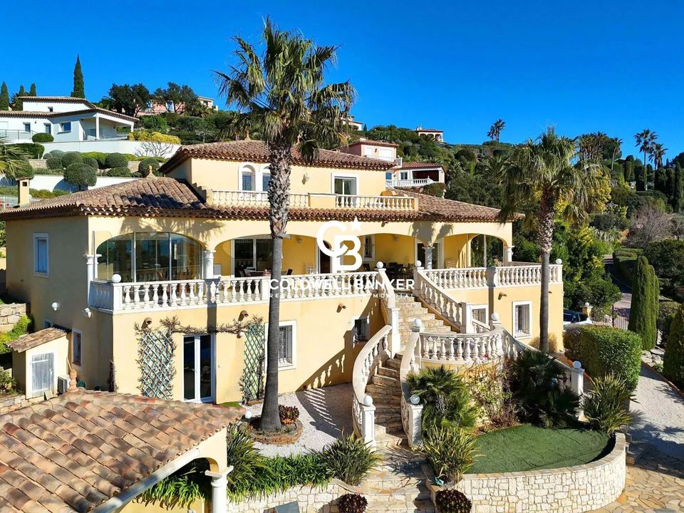 Villa i Les Issambres, Var - foto 1