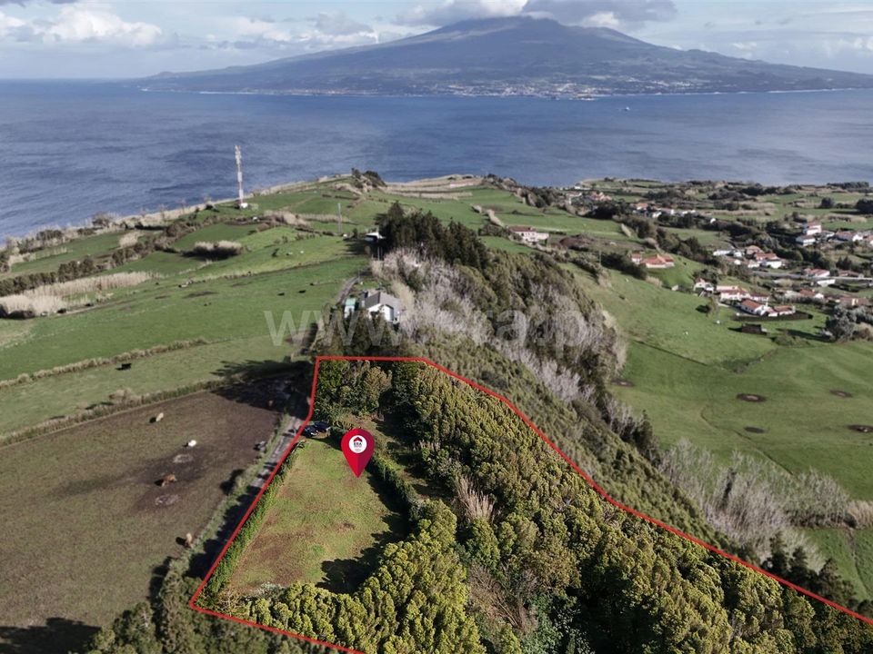 Helårsgrund i Horta, Faial - foto 2