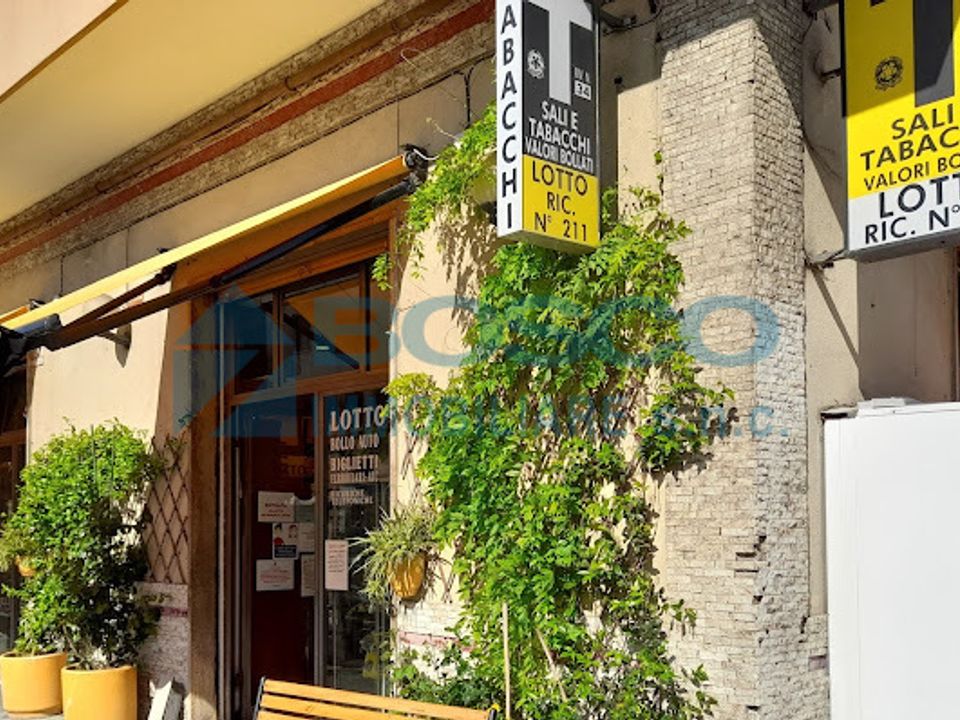Erhvervsejendom i La Spezia, La Spezia - foto 3