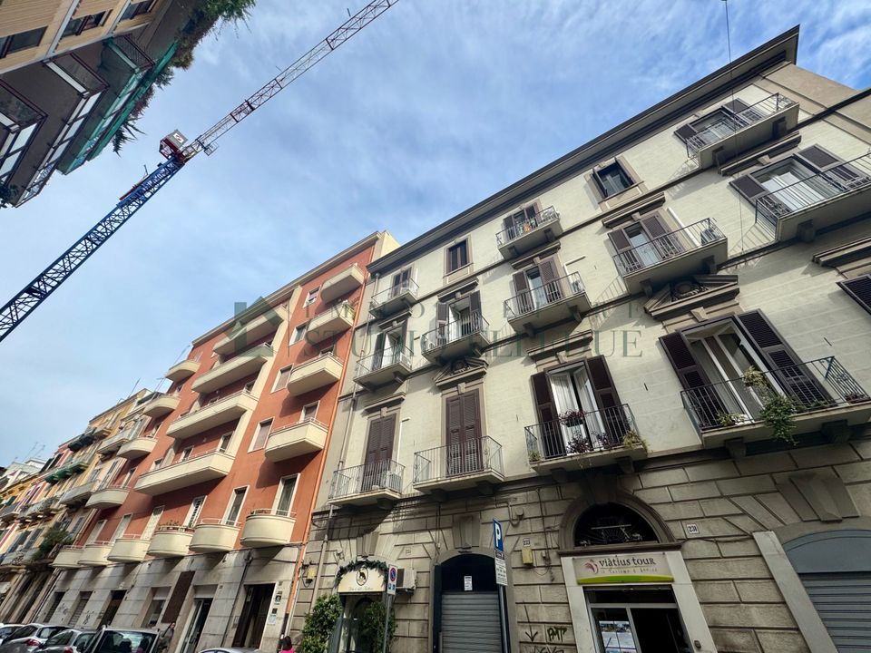 Erhvervsejendom i Bari, Bari - foto 2