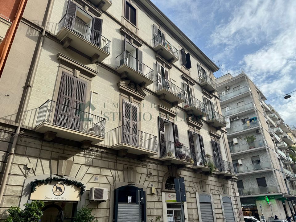Erhvervsejendom i Bari, Bari - foto 5