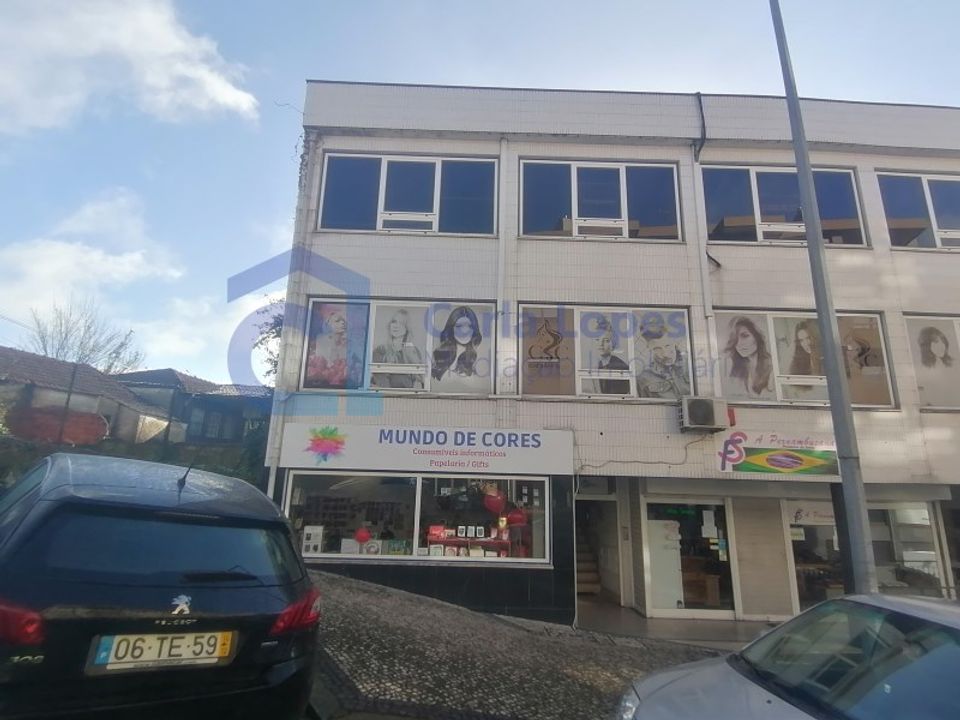 Erhvervsejendom i Oliveira de Azemeis, Aveiro - foto 2