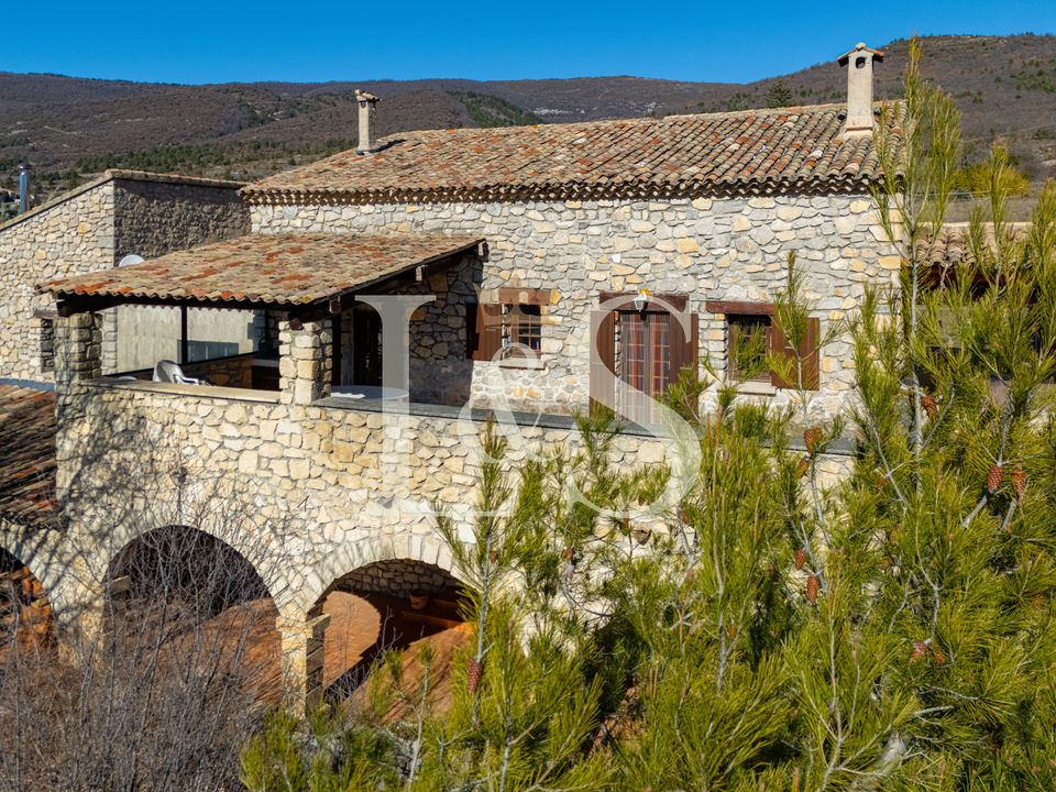 Farm hus i Montguers, Drome - foto 1