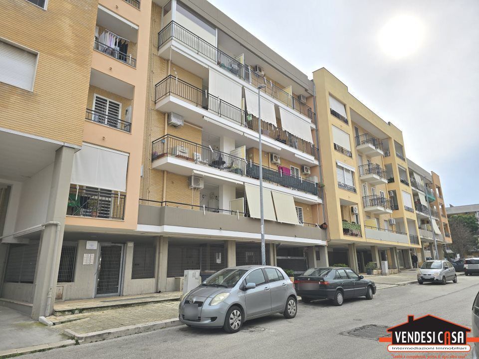 Lejlighed i Valenzano, Bari - foto 1