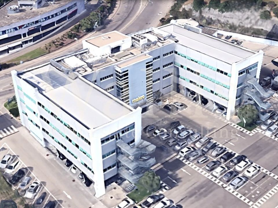 L'establiment comercial a Carnaxide, Lisbon - foto 2