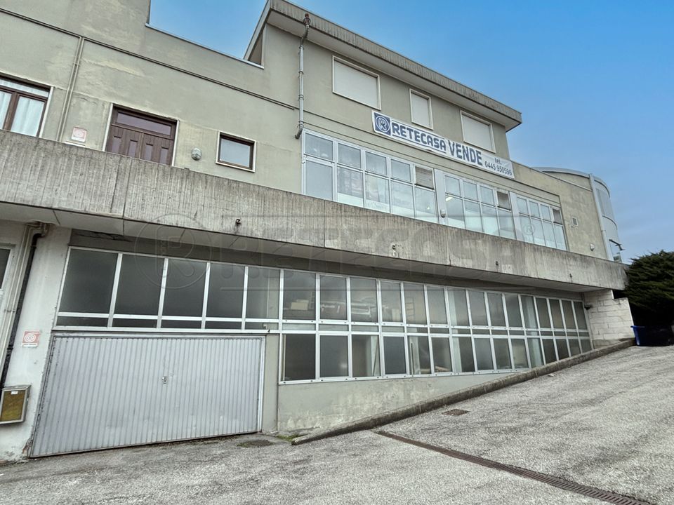 Erhvervsejendom i Arzignano, Vicenza - foto 1