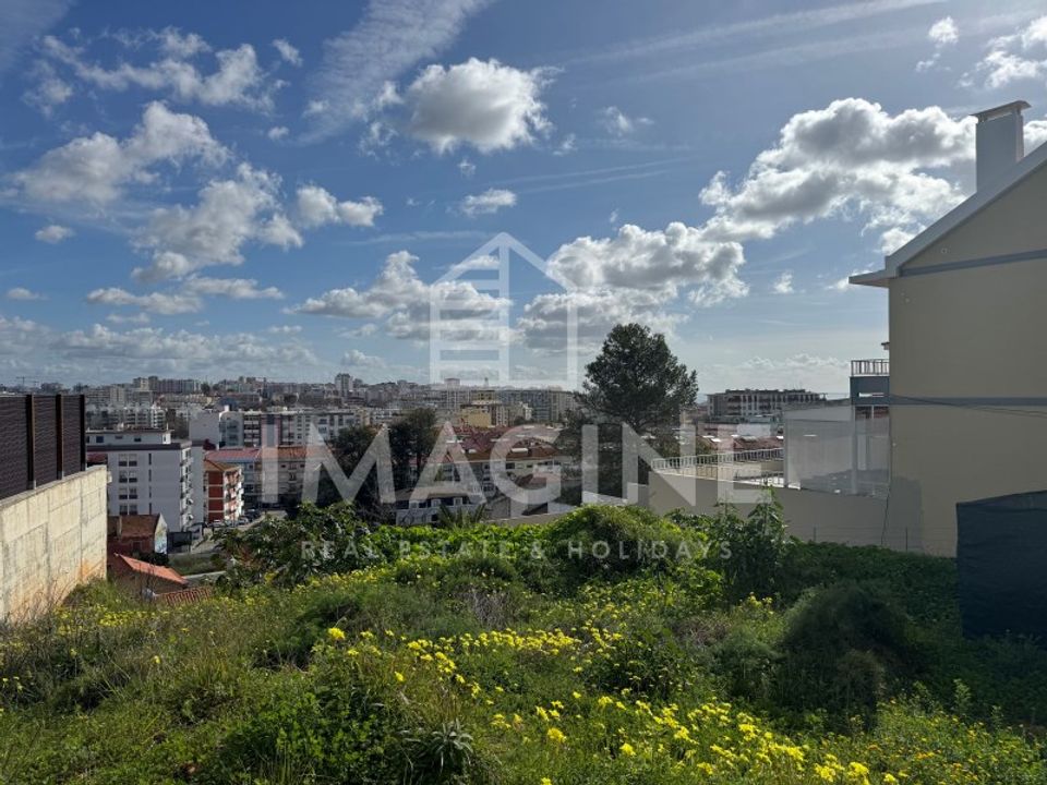 Helårsgrund i Setubal, Setubal - foto 1