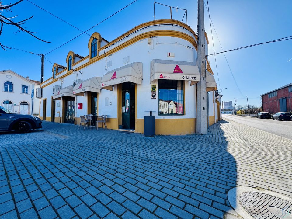 Erhvervsejendom i Riachos, Santarem - foto 1