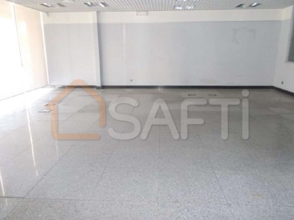 Propiedad comercial en Cortegaca, Aveiro - foto 2
